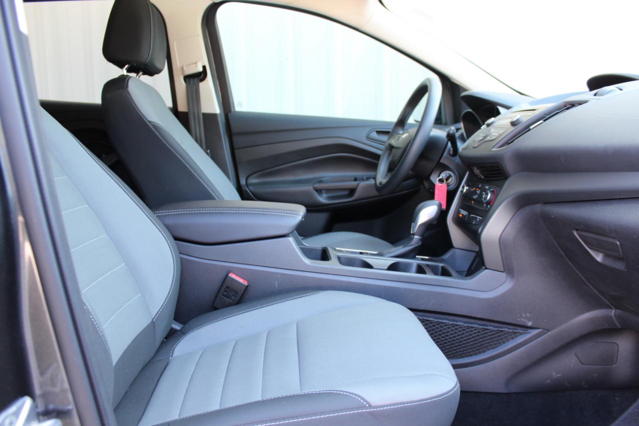 Ford Escape S 2017