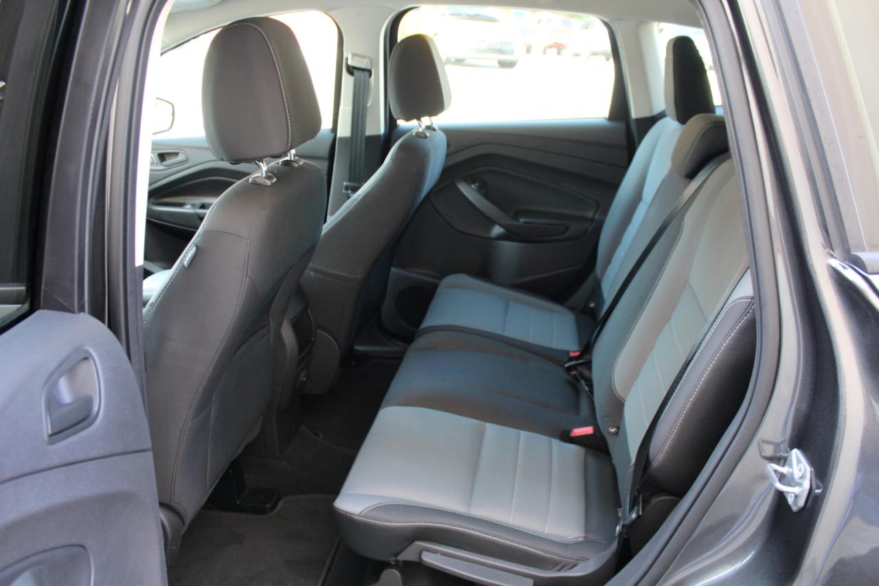 Ford Escape S 2017
