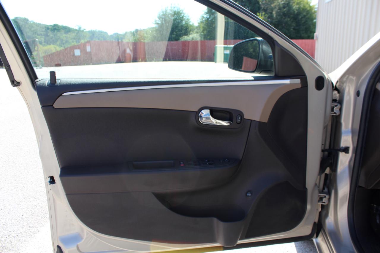 Chevrolet Malibu LT 4D Sedan 2011
