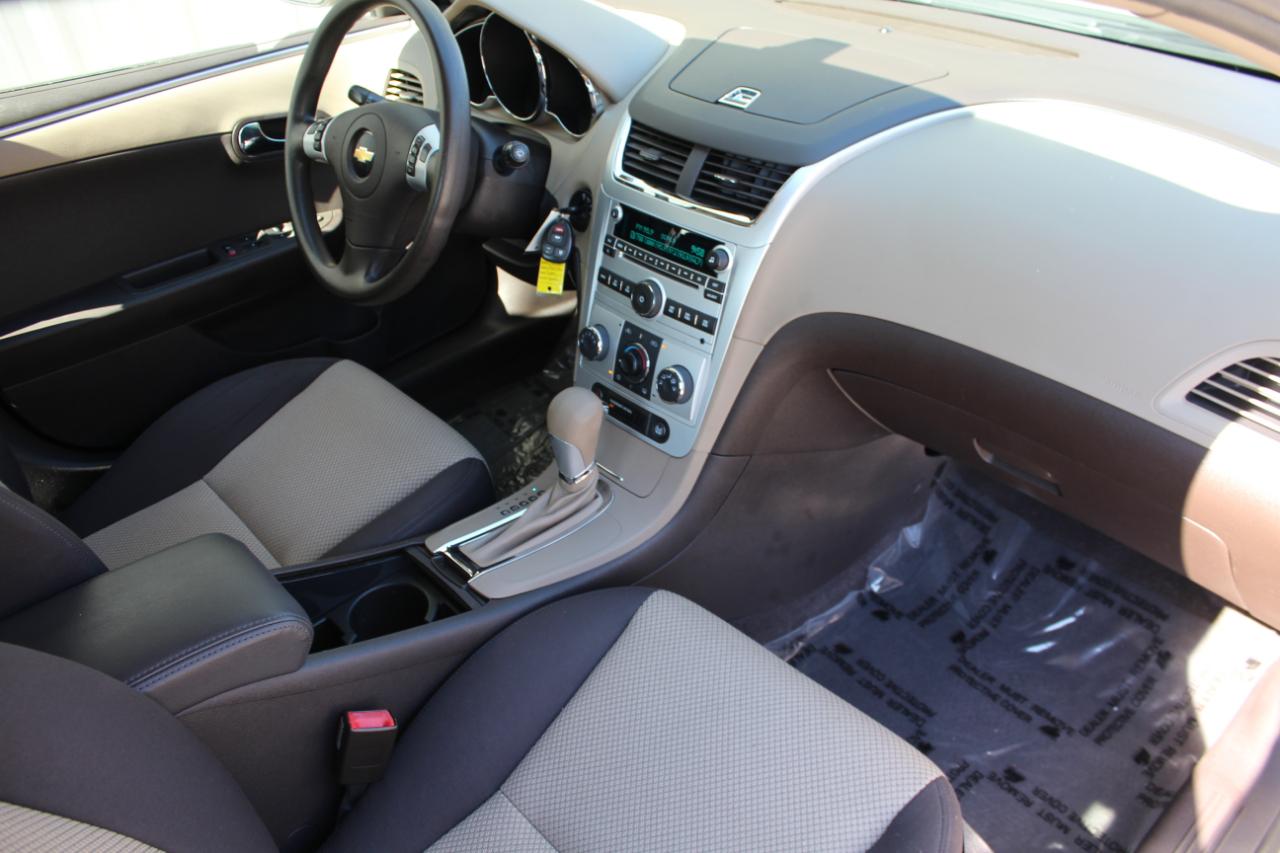 Chevrolet Malibu LT 4D Sedan 2011