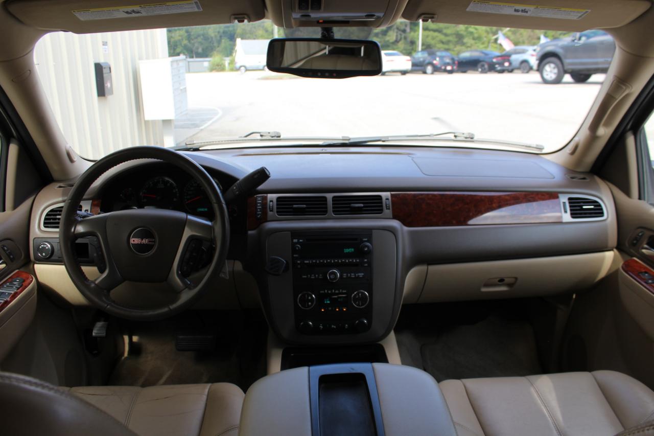 GMC Yukon SLT 2WD 2013