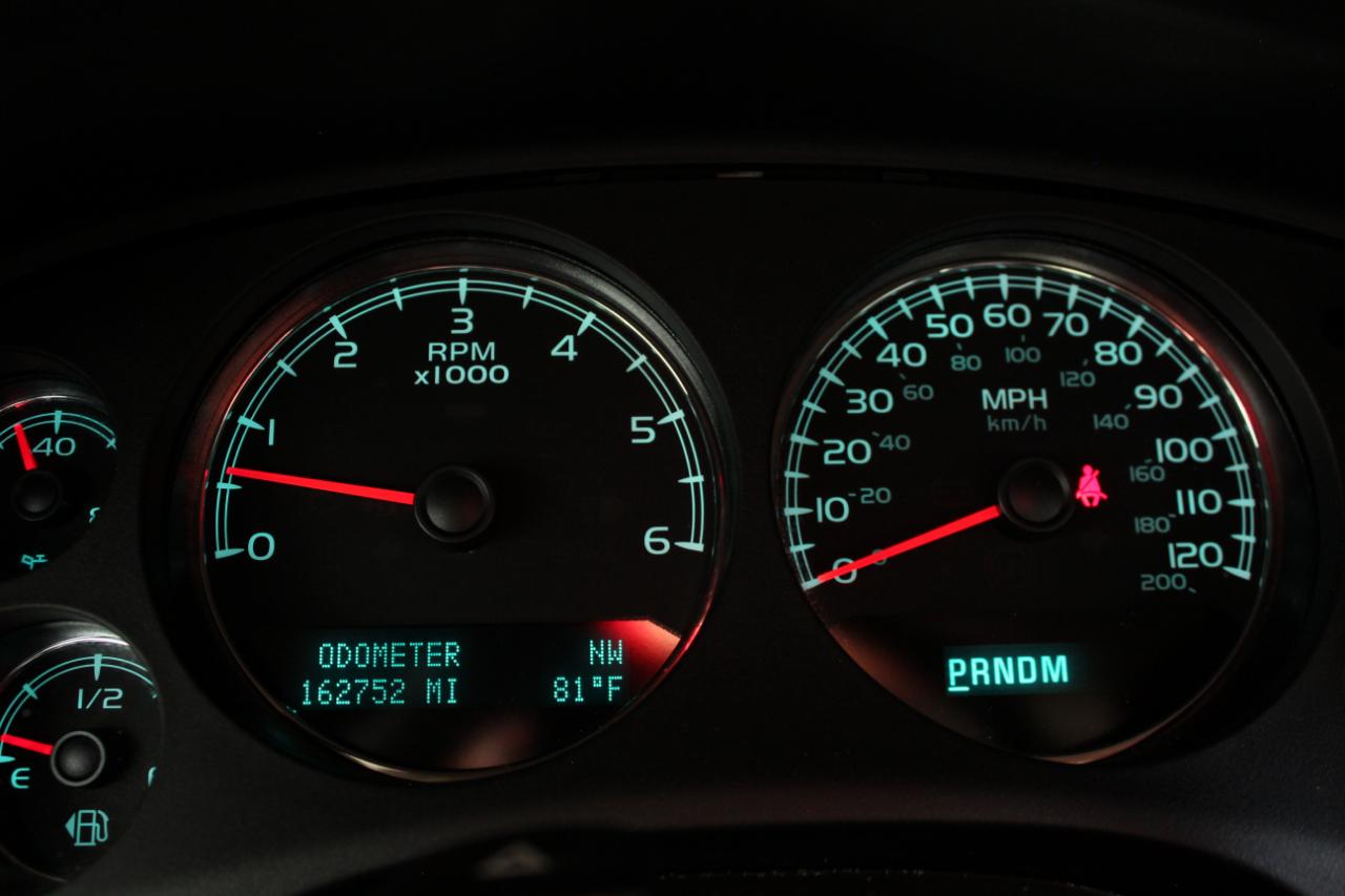 GMC Yukon SLT 2WD 2013