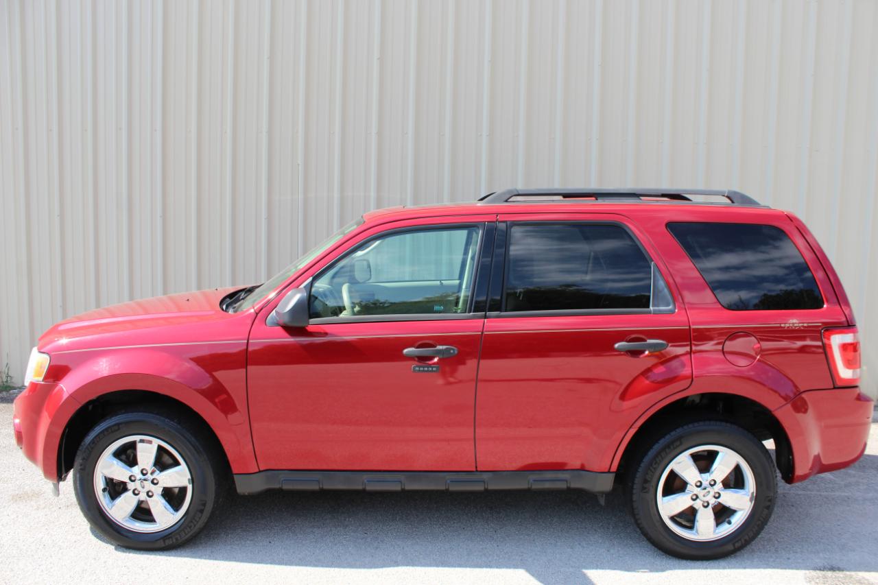 Ford Escape XLT FWD 2011
