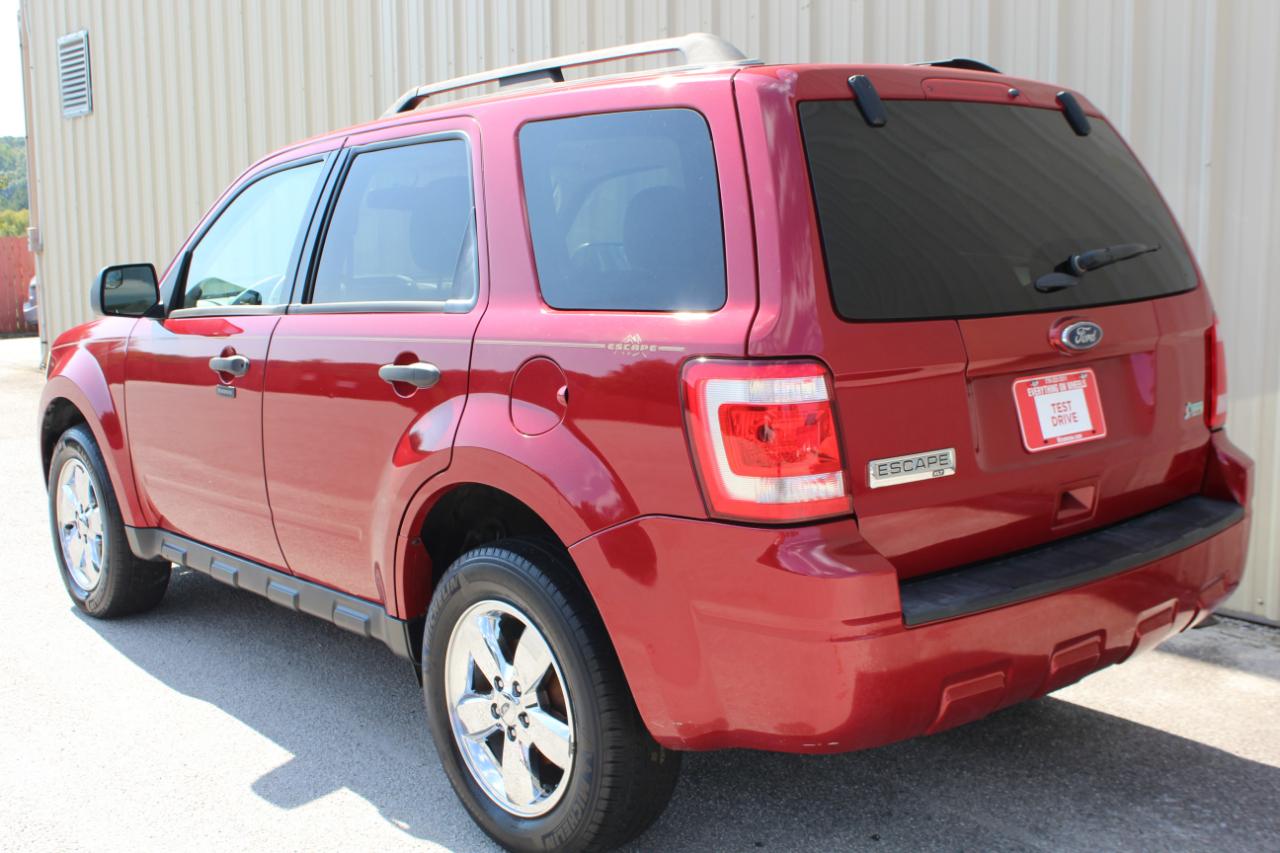 Ford Escape XLT FWD 2011