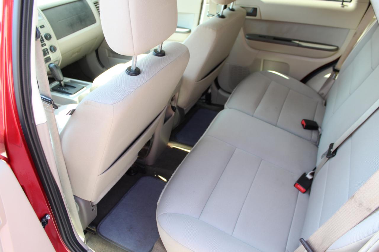 Ford Escape XLT FWD 2011