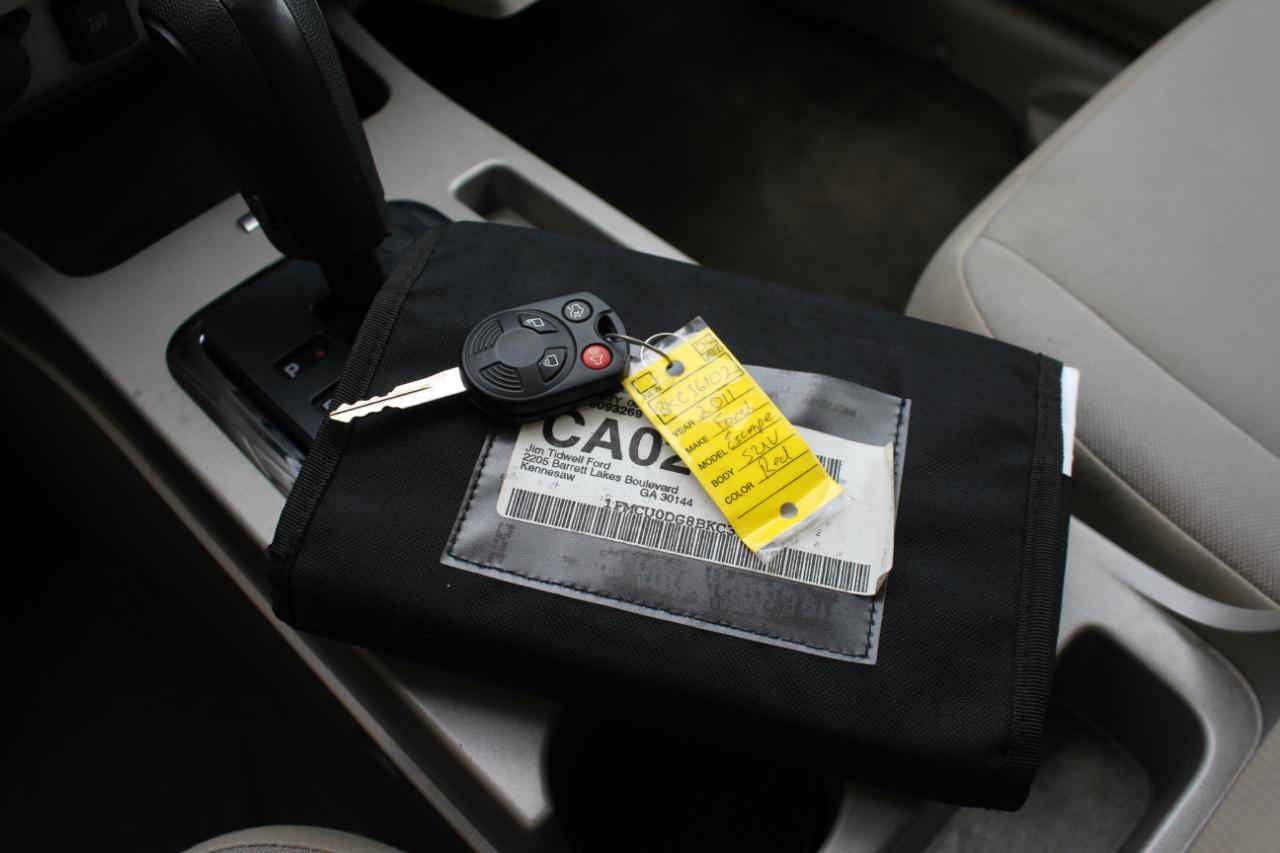 Ford Escape XLT FWD 2011
