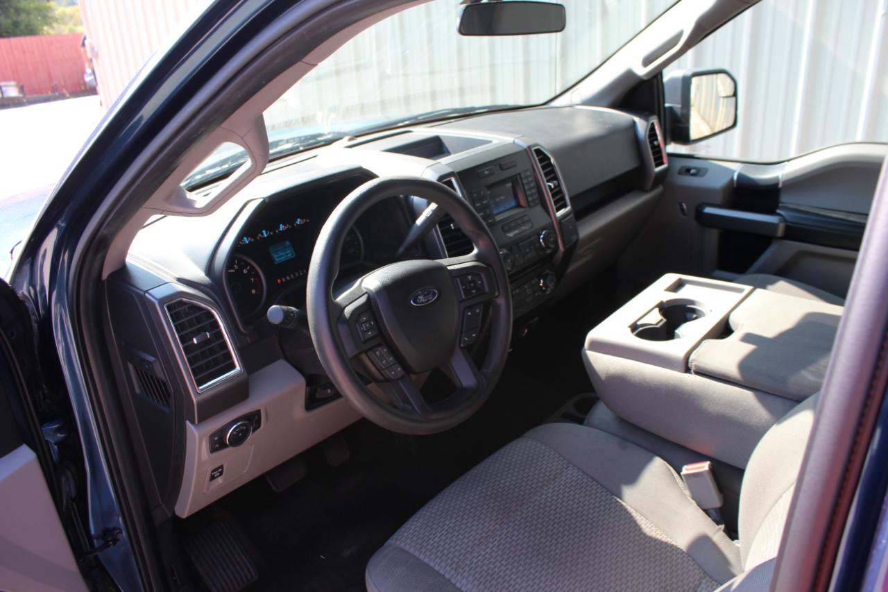 Ford F-150 XL SuperCrew 5.5-ft. Bed 4WD 2015