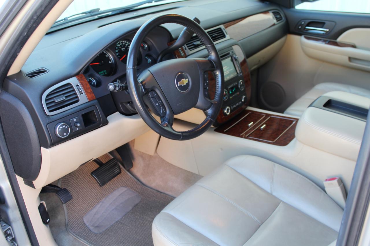Chevrolet Suburban LTZ 1500 2WD 2008