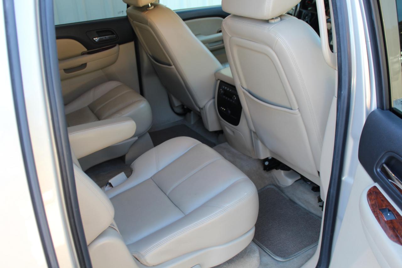 Chevrolet Suburban LTZ 1500 2WD 2008