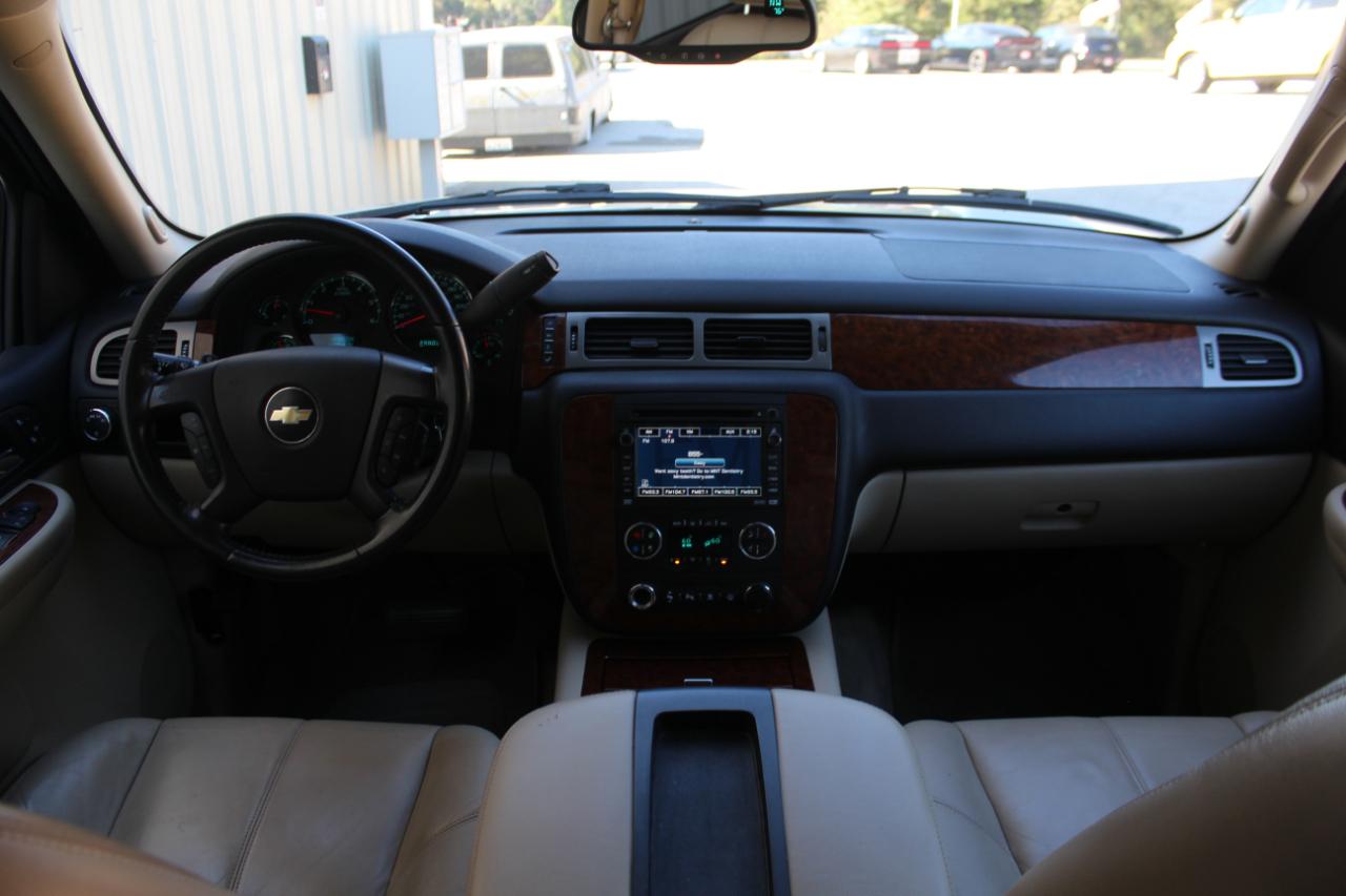 Chevrolet Suburban LTZ 1500 2WD 2008