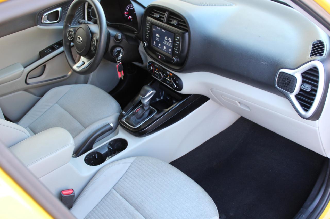 Kia Soul S 2020