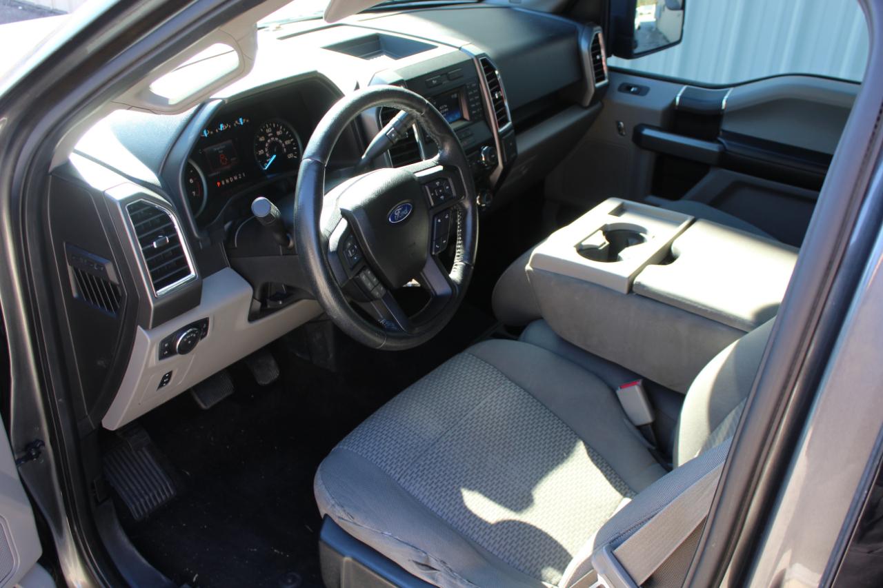 Ford F-150 XLT SuperCrew 5.5-ft. Bed 4WD 2015