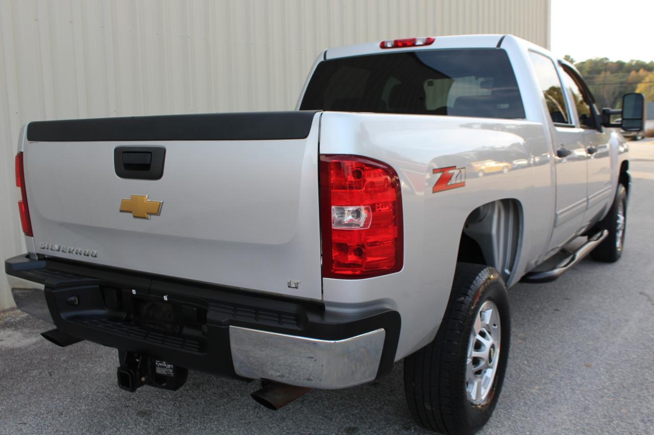 Chevrolet Silverado 2500HD LT Crew Cab 2WD 2012