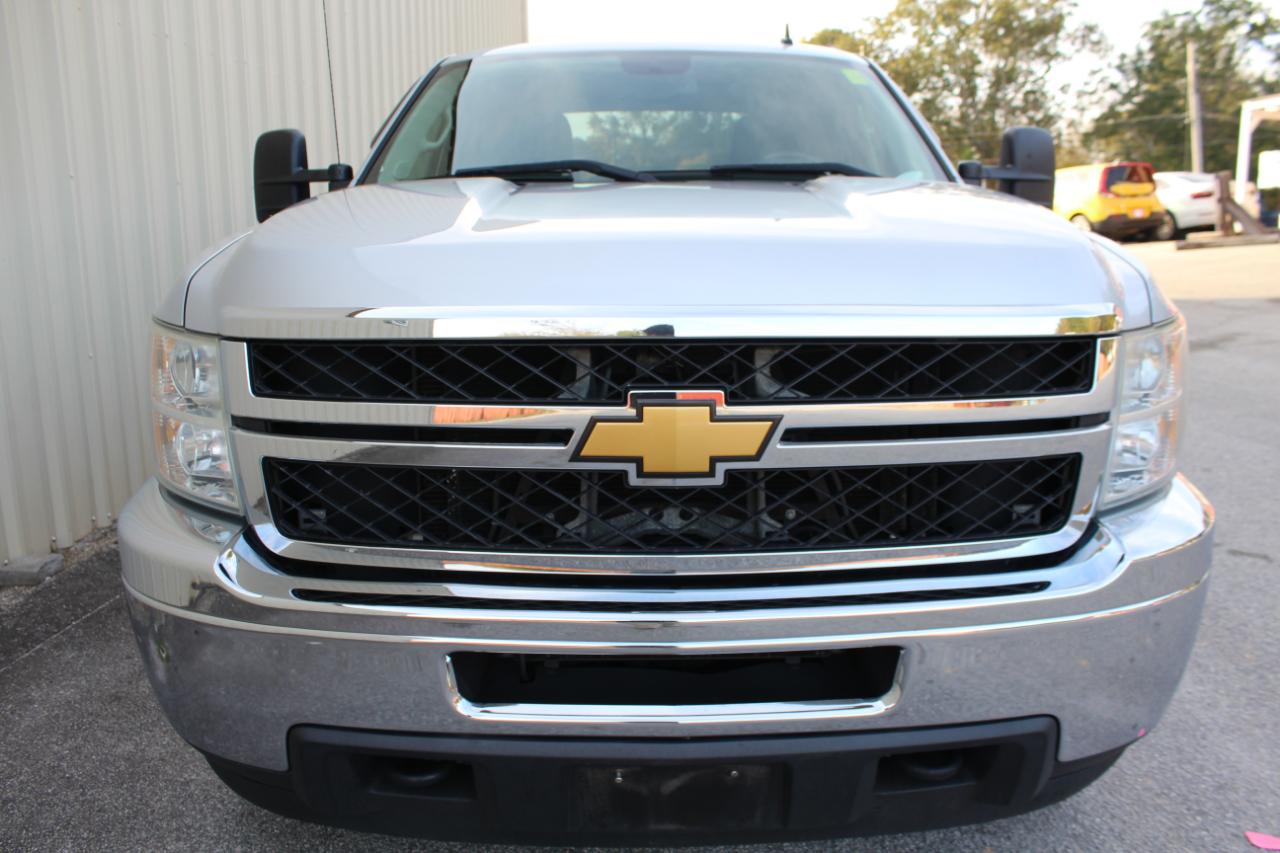 Chevrolet Silverado 2500HD LT Crew Cab 2WD 2012