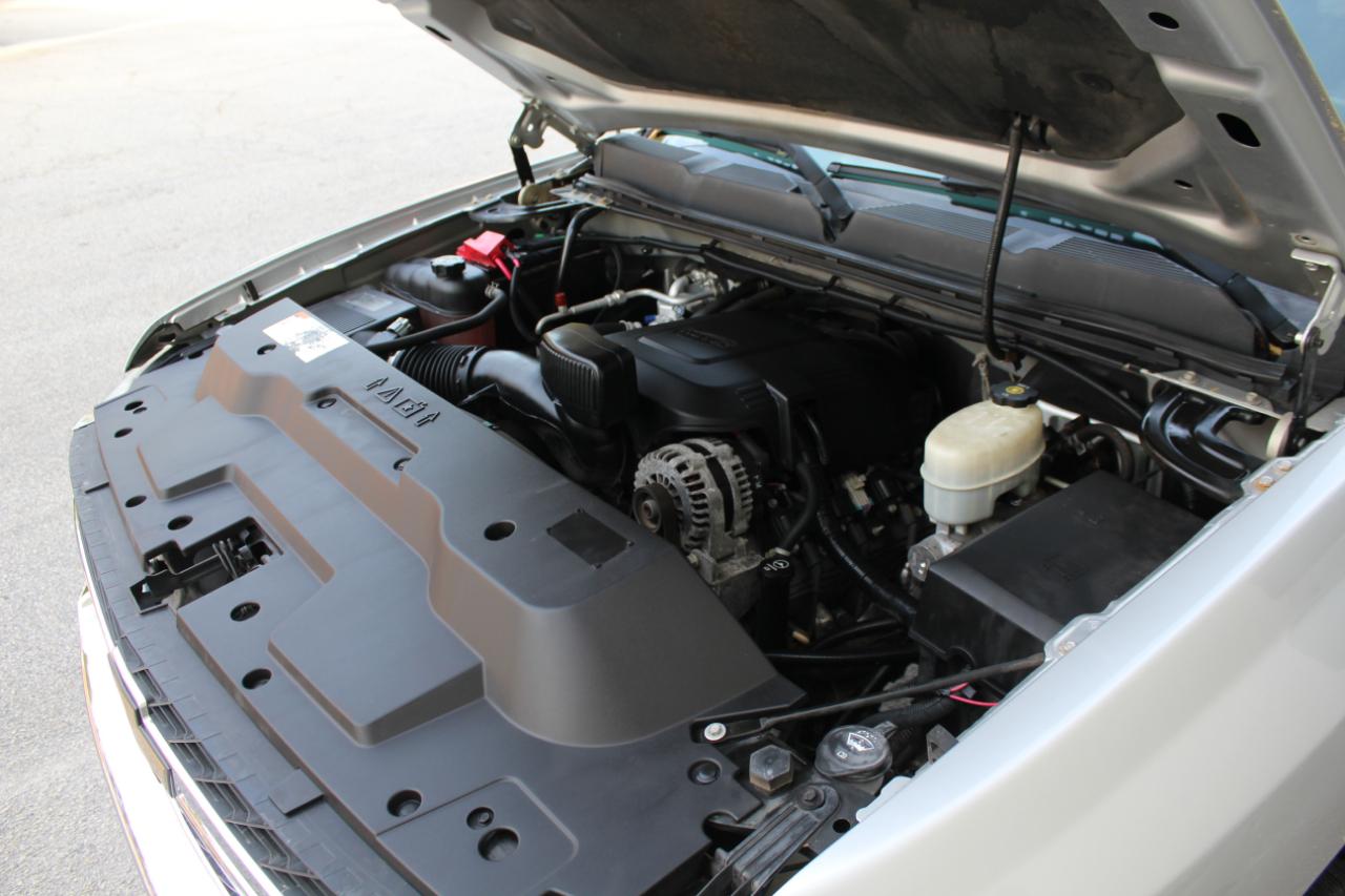 Chevrolet Silverado 2500HD LT Crew Cab 2WD 2012