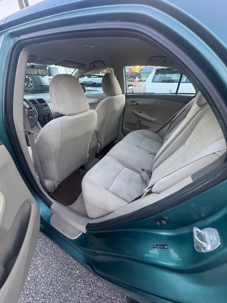 Toyota Corolla  2009