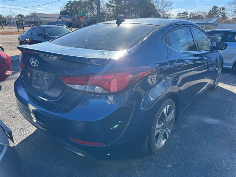 Hyundai Elantra  2016