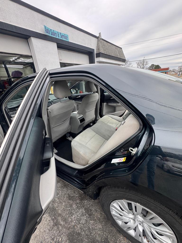 Toyota Camry  2014