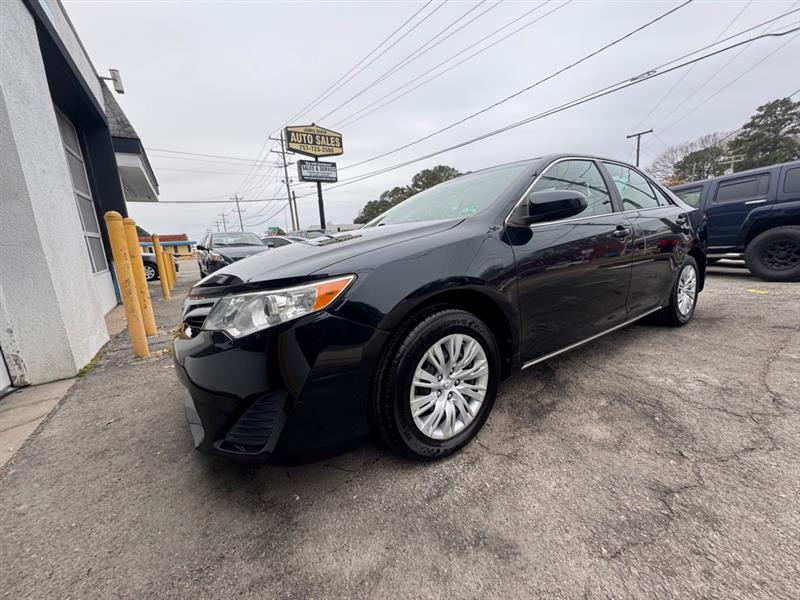 2014 Toyota Camry LE