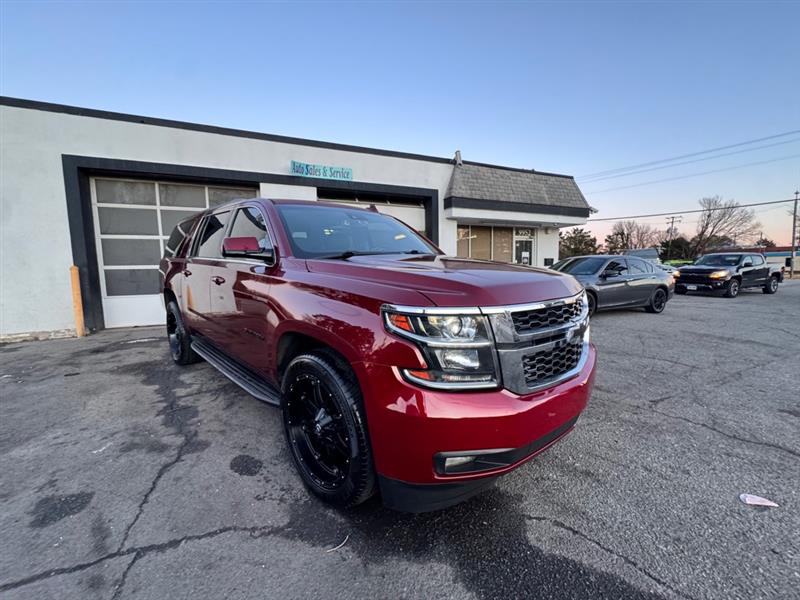 Chevrolet Suburban  2017