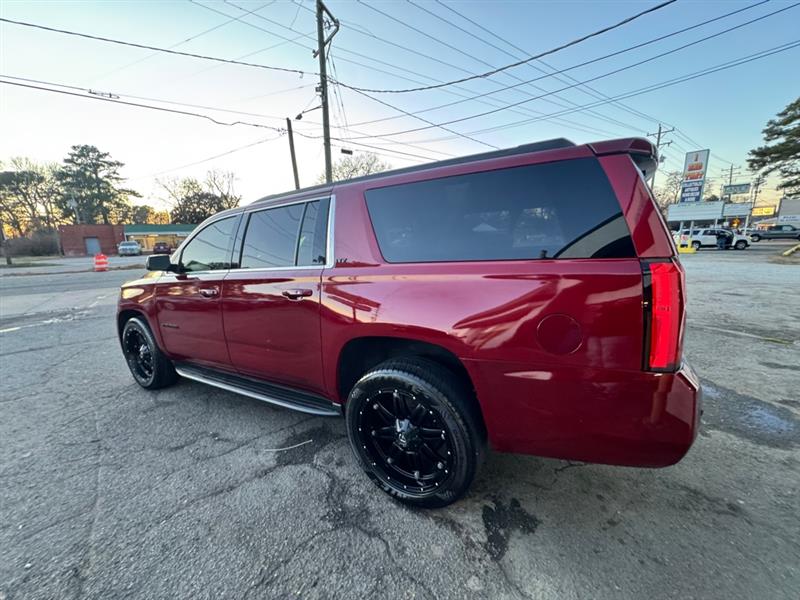 Chevrolet Suburban  2017