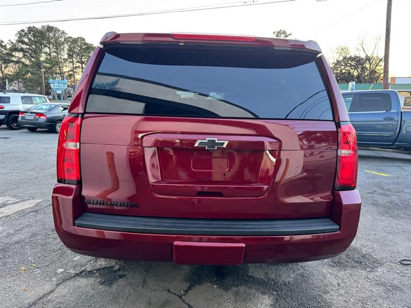 Chevrolet Suburban  2017