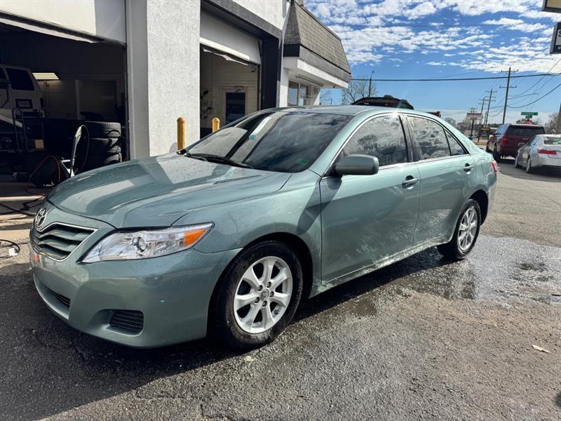 Toyota Camry  2010