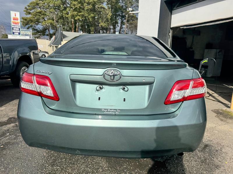 Toyota Camry  2010