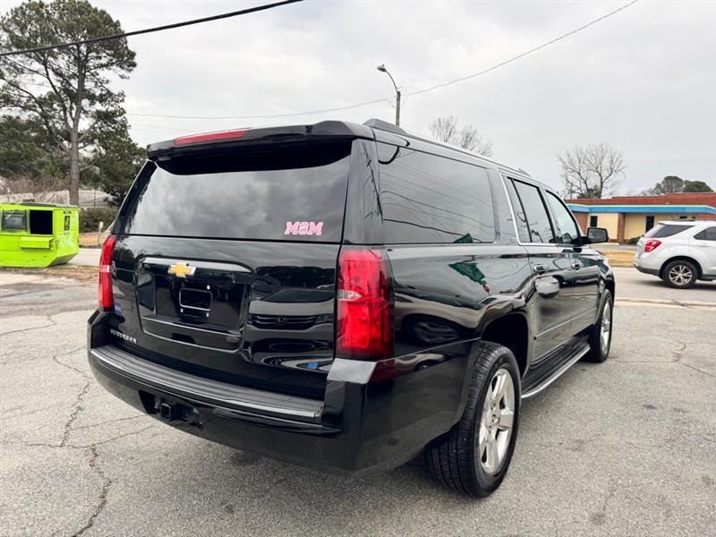 Chevrolet Suburban  2015