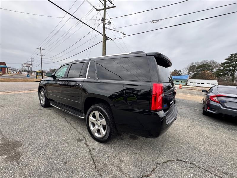 Chevrolet Suburban  2015