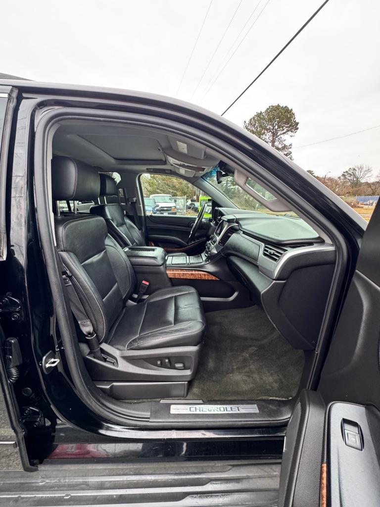 Chevrolet Suburban  2015