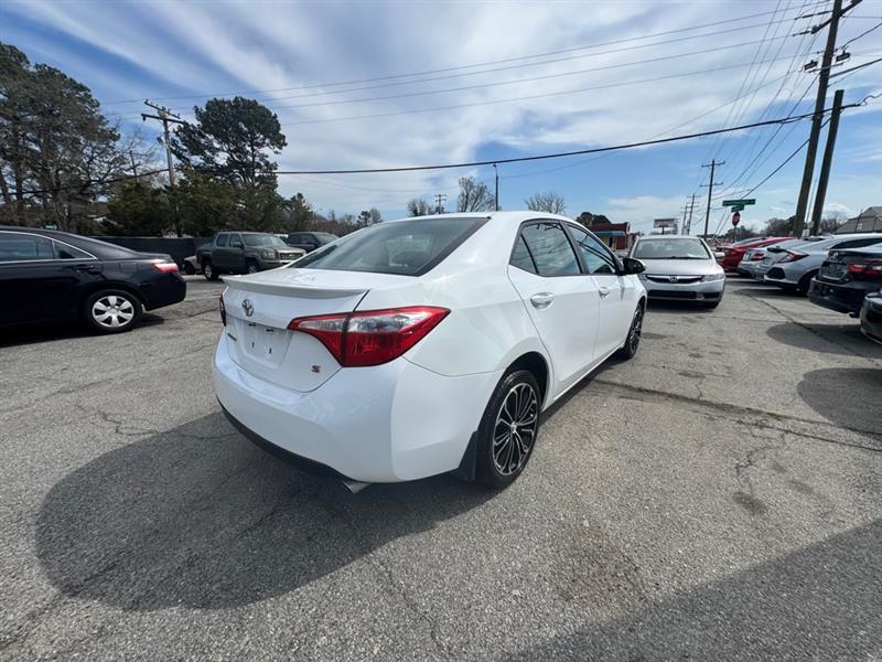 Toyota Corolla  2014