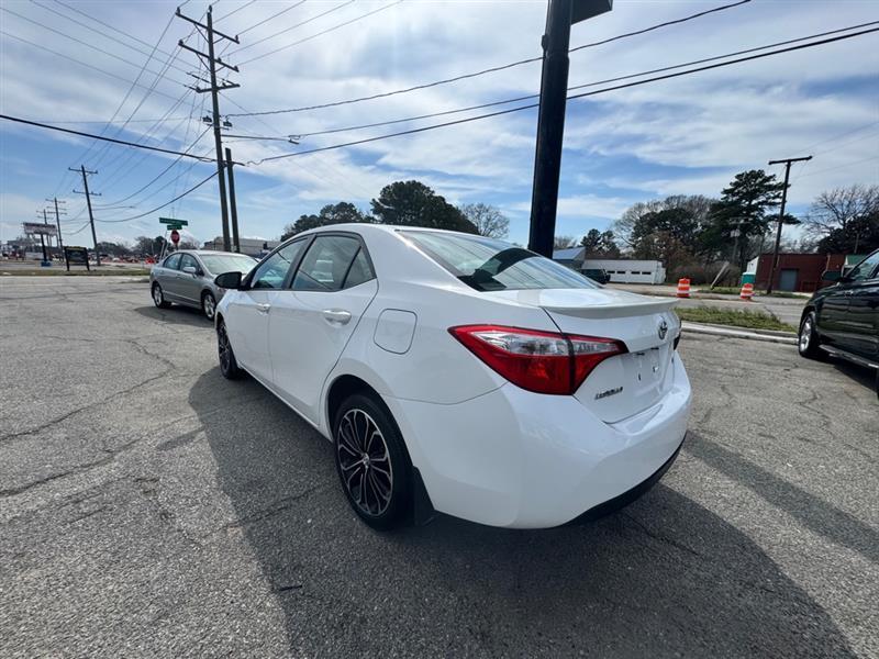 Toyota Corolla  2014