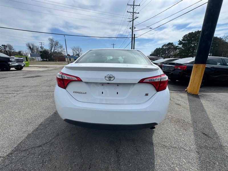 Toyota Corolla  2014