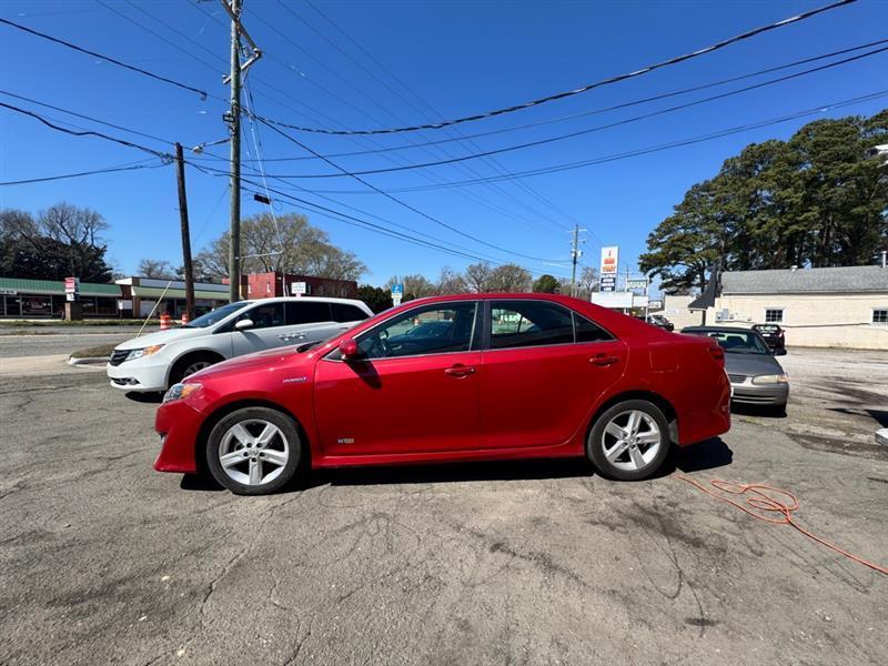 Toyota Camry Hybrid  2014