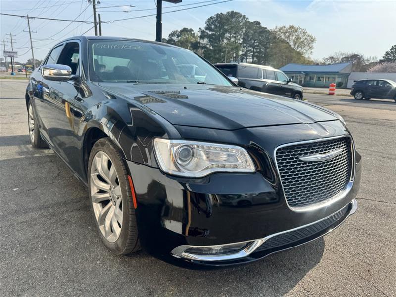 Chrysler 300  2019