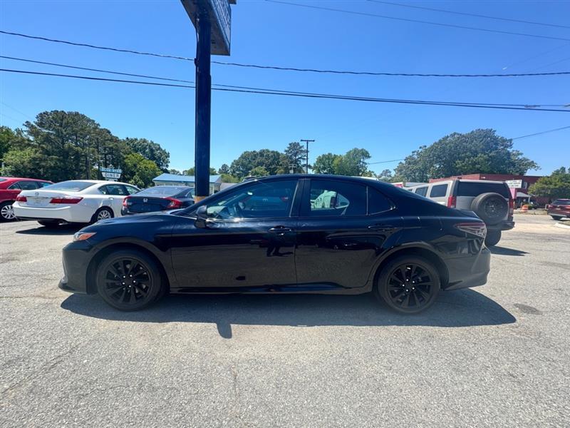 Toyota Camry  2024