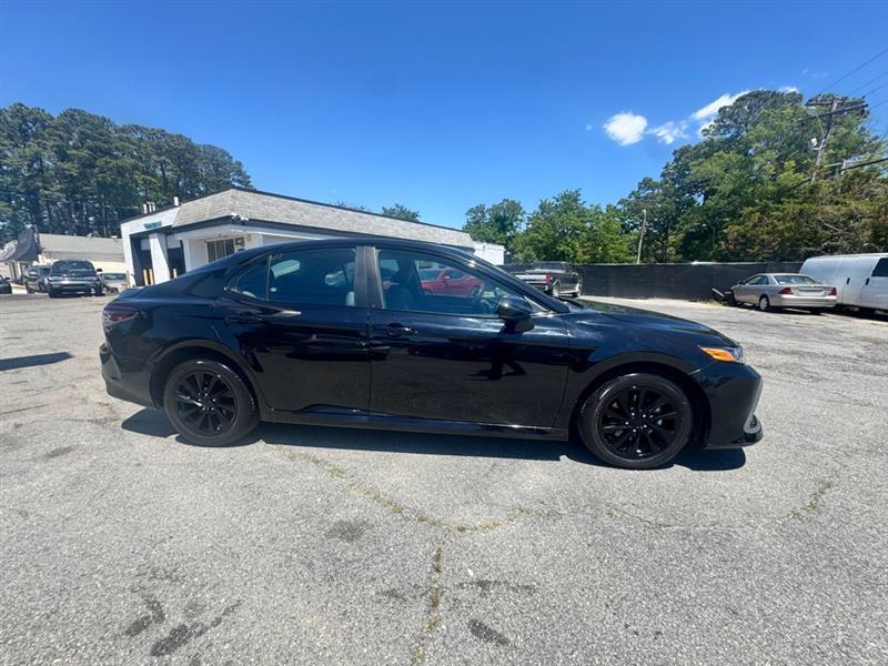 Toyota Camry  2024
