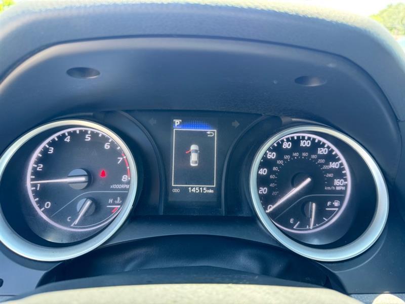 Toyota Camry  2024