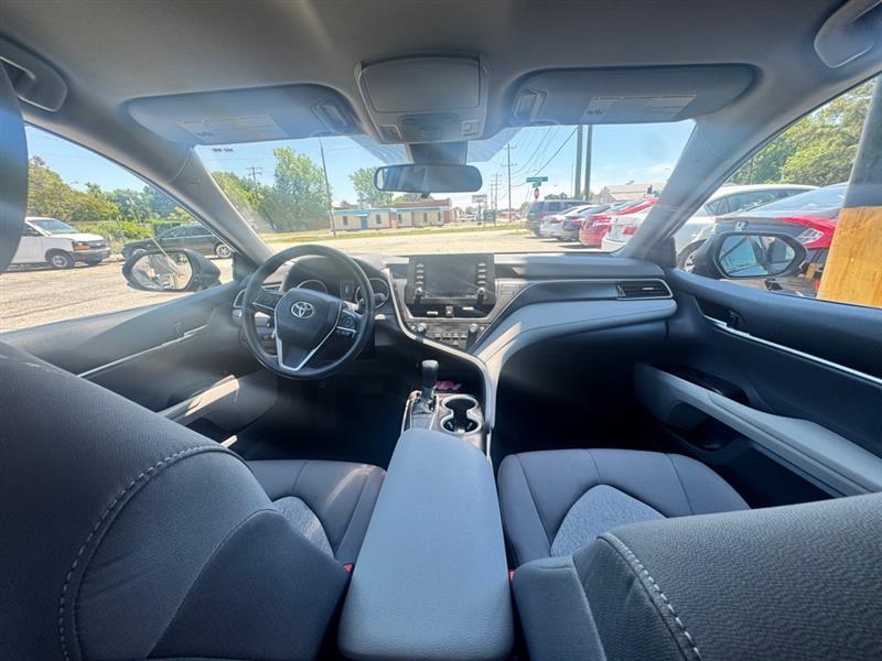 Toyota Camry  2024