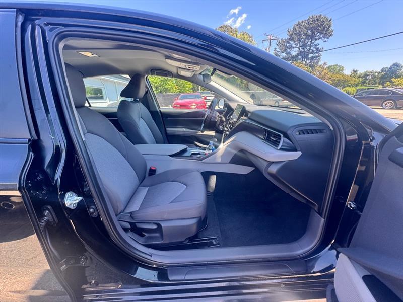 Toyota Camry  2024