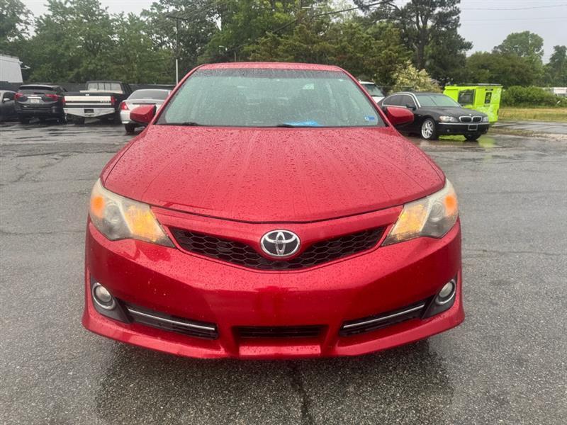 Toyota Camry  2014