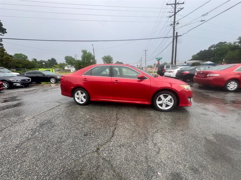 Toyota Camry  2014