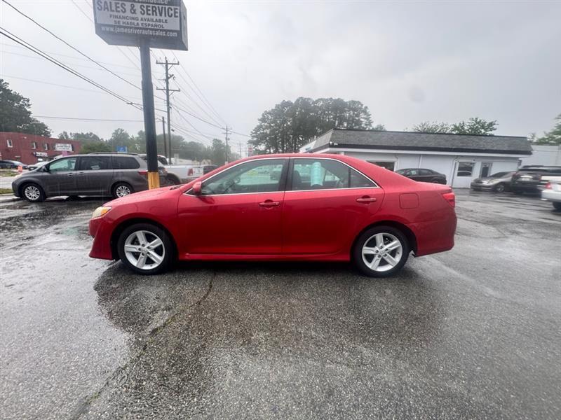 Toyota Camry  2014