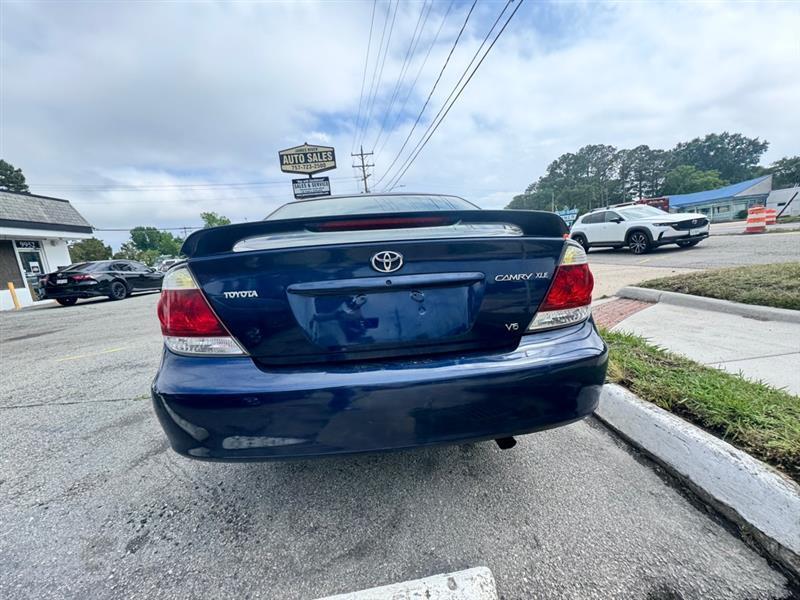 Toyota Camry  2005
