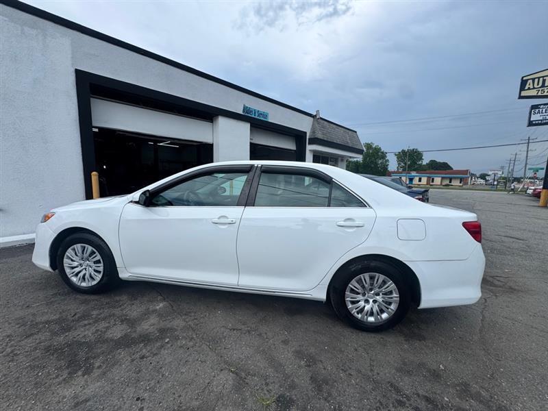 Toyota Camry  2013
