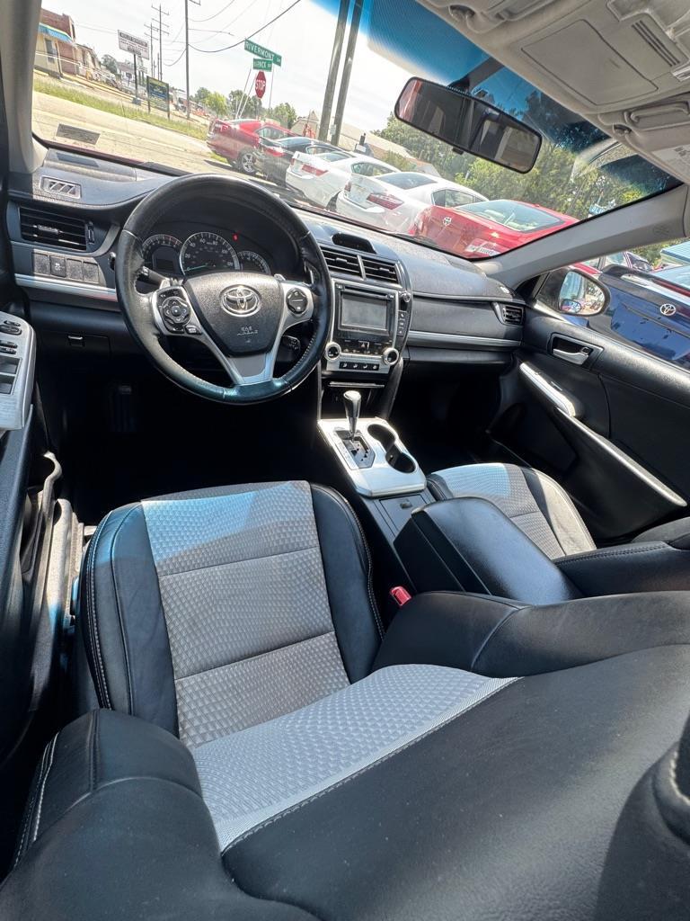 Toyota Camry  2014