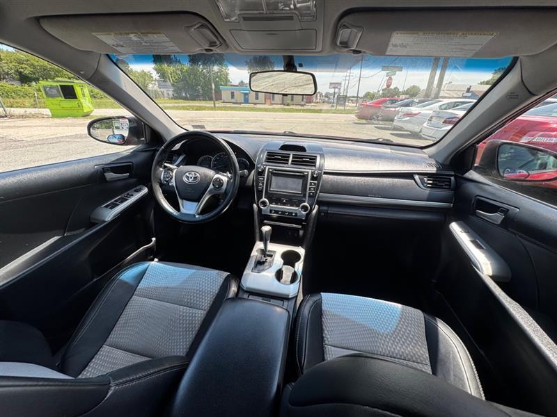 Toyota Camry  2014