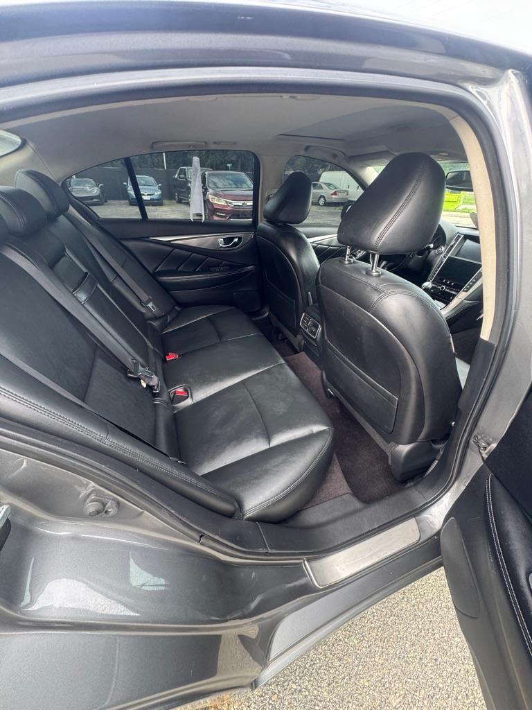 Infiniti Q50  2015