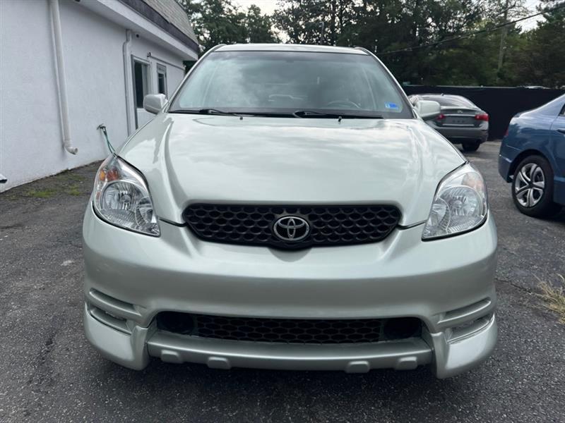 Toyota Matrix  2004